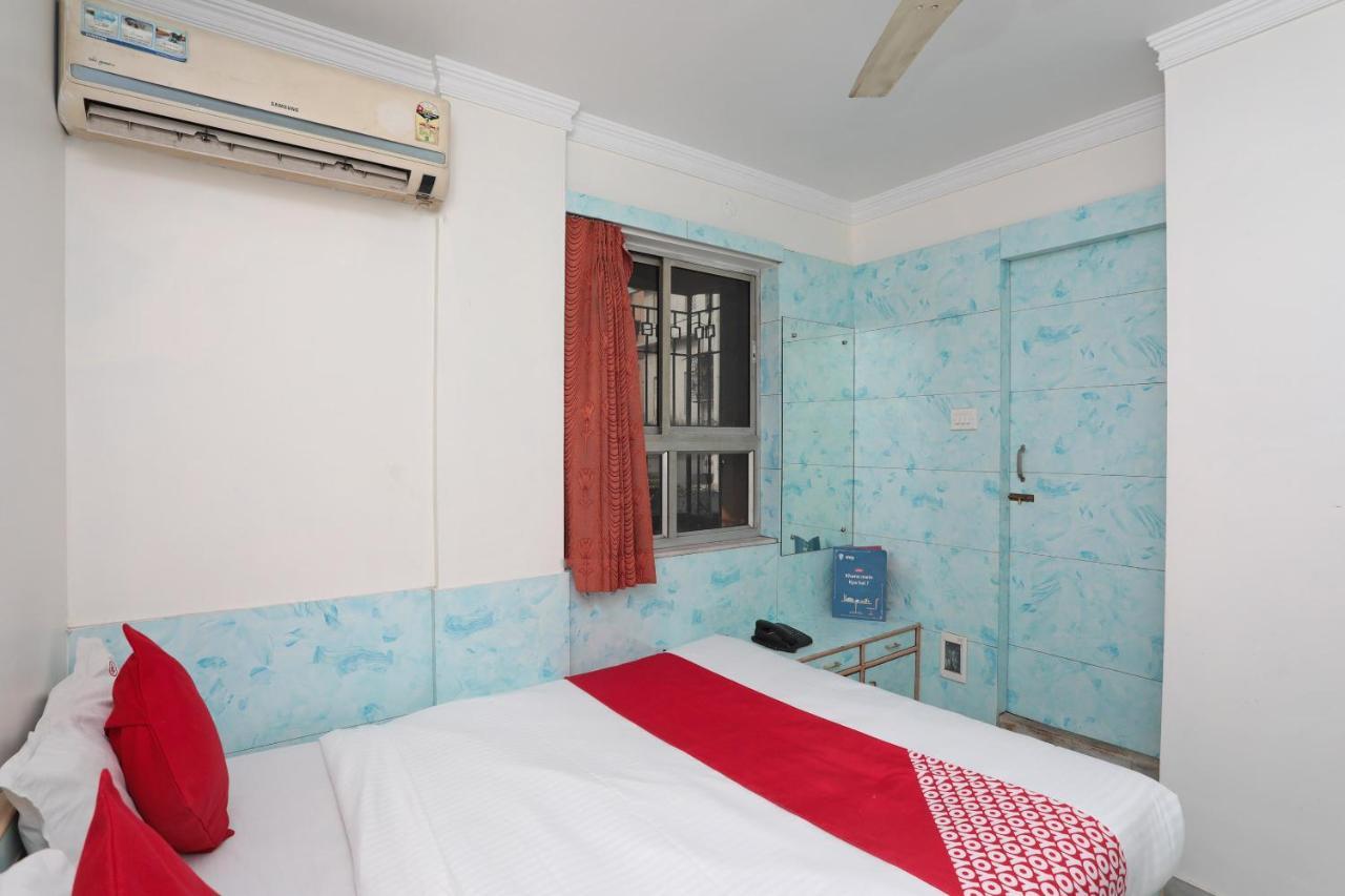 Oyo 26143 Hotel Abedin Kolkata Ngoại thất bức ảnh