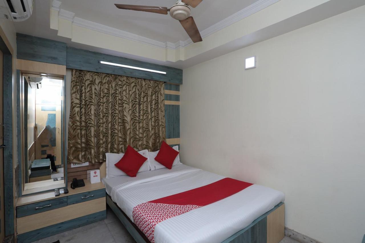Oyo 26143 Hotel Abedin Kolkata Ngoại thất bức ảnh